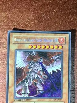 Yugioh Horus the Black Flame Dragon LV8 EEN-ENSE1 Limited Edition Secret HP DMG - Image 3