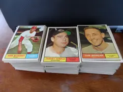 1961 TOPPS BASEBALL LOT OF 282 DIFFERENT CARDS EX-EX/MT NOTES CL-15 - Image 2