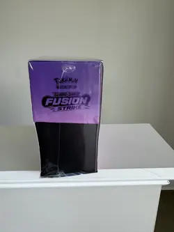 2021 Release! Pokemon Sword & Shield Fusion Strike ETB Elite Trainer Box Sealed - Image 4