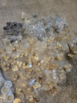 Huge Lot Of Pokemon Metal Dice, Coins, And Condition Markers. - Image 2