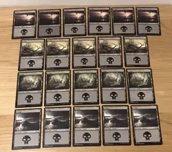 Swamps (Black) - Basic Lands x21 - M20 - Magic the Gathering MTG - Image 2