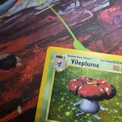 Vileplume Holo 15/64 Jungle Pokemon Card - Image 2