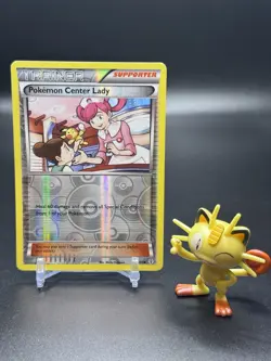 Pokemon Center Lady 68/83 Pokemon Generations Reverse Holo - LP - Image 1
