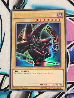 YUGIOH Dark Magician YGLD-ENB02 Ultra Rare 1ST EDITION - Image 1