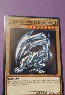 Blue-Eyes White Dragon (Version 2) LDK2-ENK01 Legendary Decks II... - Image 1