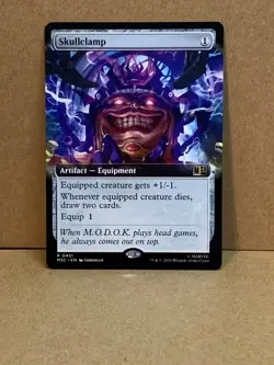 MTG Marvel Super Heroes-Commanders-Skullclamp-Extended Art-0451 - Image 1
