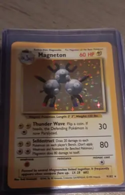 Pokemon TCG Magneton 009/102 Base Set Holo 1999 Wizards 60 HP Stage 1 - Image 2