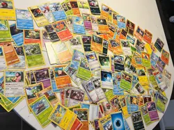 Over 170 cards BULK POKEMON CARD LOT MODERN different sets LOT mixed - Image 1