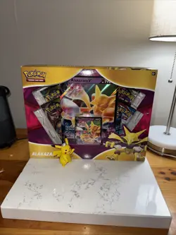 New Sealed Pokemon TCG Alakazam V Box - Image 1
