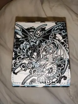 Deck Box Yugioh Felt Leather Blue Eyes Vs Red Eyes 210+ Card Display White Blue - Image 3