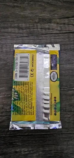 Rare 1999 Pokemon Base Set Booster Pack with Shadowless pack indicators - Image 2