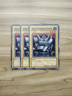 Yu-Gi-Oh! - Giant Soldier Of Stone 3X - Full Playset - Image 1