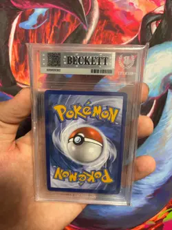 Pokemon Card Italian - Victini Red #171 - BLK Luce Nera - BGS 9 MINT - Image 2