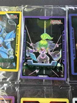 Yu-Gi-Oh- Battles of Legend: Glorious Gallery Field Center Cards Complete Set - Image 3
