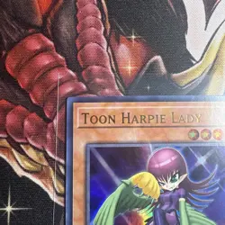 *** TOON HARPIE LADY *** 1ST EDITION HOLOGRAPHIC ULTRA RARE BLCR-EN066 YUGIOH! - Image 2