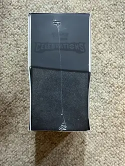 Pokemon TCG 25th Anniversary Celebrations Elite Trainer Box ETB SEALED - Image 5