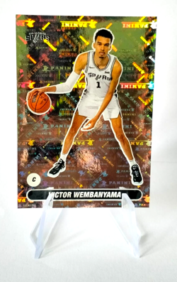 Panini NBA 2023-24 Figurina n. 465 Rookie Sticker Victor Wembanyama RC Holo Foil - Image 1