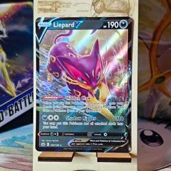 The Pokemon Company Liepard V 104/198 Chilling Reign Ultra Rare Holo EN 2021 - Image 1