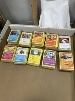 1000 Sun and Moon era pokemon cards lot c/uc Fairy type, 2016-2019 collection - Image 2