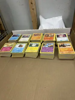 1000 Sun and Moon era pokemon cards lot c/uc Fairy type, 2016-2019 collection - Image 3