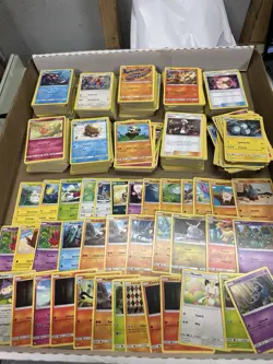 1000 Sun and Moon era pokemon cards lot c/uc Fairy type, 2016-2019 collection - Image 5