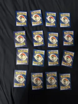Lot Of 20 POKEMONTCG CARDS - Image 5
