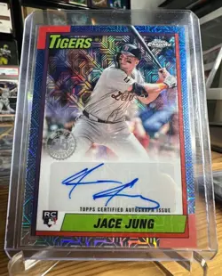 Jace Jung 2025 Topps Series 2 - 1990 Topps Chrome Silver Pack Rookie Auto - Image 1