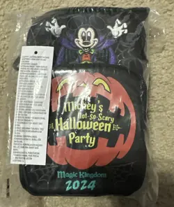 2024 Disney Parks Mickey’s Not So Scary Halloween Party Crossbody Lug Bag NWT! - Image 1