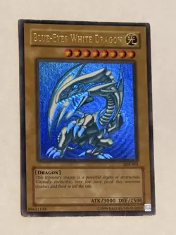 Yu-Gi-Oh! Blue-Eyes White Dragon SDK-001 Ultra Rare Starter Deck Kaiba Vintage - Image 1