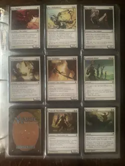 Binder of Magic The Gathering MTG Cards Collectible Card Game 2009 Bulk Lot #6 - Image 3