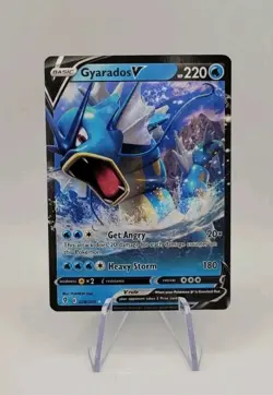 Pokemon TCG: Gyarados V 028/203 Ultra Rare - Evolving Skies - NM - Image 1