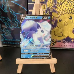 Alolan Vulpix V 033/195 - Pokemon TCG Ultra Rare Card - Silver Tempest - Image 1