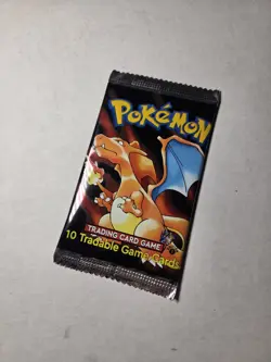One Pokemon TCG Base Set Booster Pack Charizard English kids toy not official - Image 4