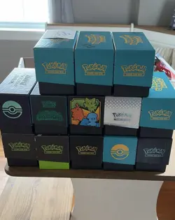 Pokemon TCG 100-Card Holo/Reverse Holo Lot All Holos - Image 1