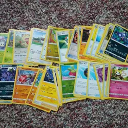 2000+ Pokemon Card Bulk lot! Holo/Reverse/Common/Uncommon/ & More - Image 4