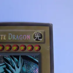 Yu-Gi-Oh Blue-Eyes White Dragon BPT-003 2002 Collectors Tin Limited Edition - Image 3
