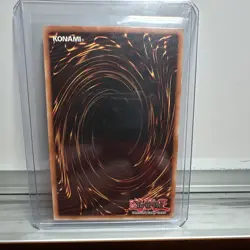 Konami Yu-Gi-Oh! Dark Magician JMPS-EN003 Ultra Rare 2500/2100 - Image 2