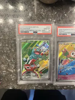 2026 Pokemon (5) Card(s)!!! Bulbasaur / Roulette Houndsdoom And Others!!! Psa10 - Image 1