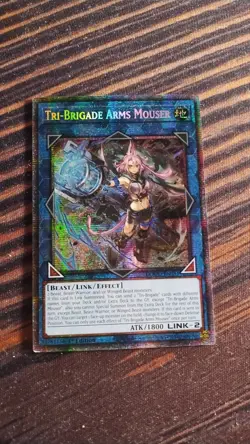 Yugioh! Tri-Brigade Arms Mouser DOOD-EN051 STARLIGHT Doom of Dimensions - Image 1