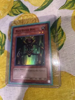 Yu-Gi-Oh! TCG Man-Eater Bug LOB-108 Super Rare Holo Effect Card EN LOB - Image 1