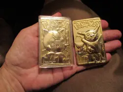 Pokemon Cards 2000 & 2 Gold Metal Pokemon Cards Jigglypuff & Pikachu McDonald's - Image 2