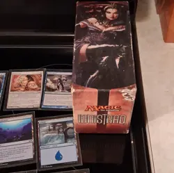 Wizards of the Coast Magic: The Gathering Mixed Card Lot Innistrad Deck Box Foil - Image 3