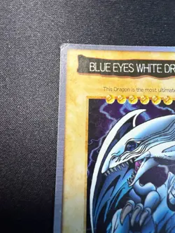 Yu-Gi-Oh Original Blue Eyes White Dragon Bandai English Version - Image 5