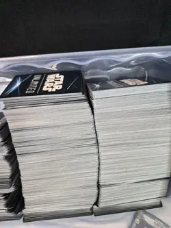 Star Wars Unlimited Bulk Mixed Over 1300 Cards , Not Sure Whats All In This.. - Image 4