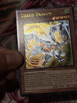 Debris Dragon AP01-EN002 Ultimate Rare - Image 2