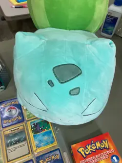 HUGE LOT OF DIFFERENT POKEMON TOYS, CARDS & MORE JAP AND ENGLISH - Image 5