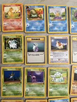 Pokemon TCG Mixed Lot (29) Base Set/Jungle/Fossil Trainers Eng Abra/Bulbasaur - Image 5