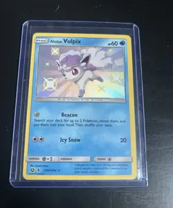 Pokemon TCG Alolan Vulpix Hidden Fates Shiny Vault SV8/SV94 Holo 60 HP Eng - Image 1