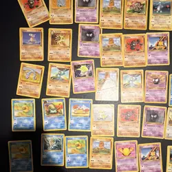 169 Card lot 1999 Original Rare Pokemon Base Set cards - Image 3