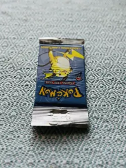 21.27g HeavyU Wizards of the Coast Pokemon TCG Base Set 2 Pack 1999 Vintage - Image 4